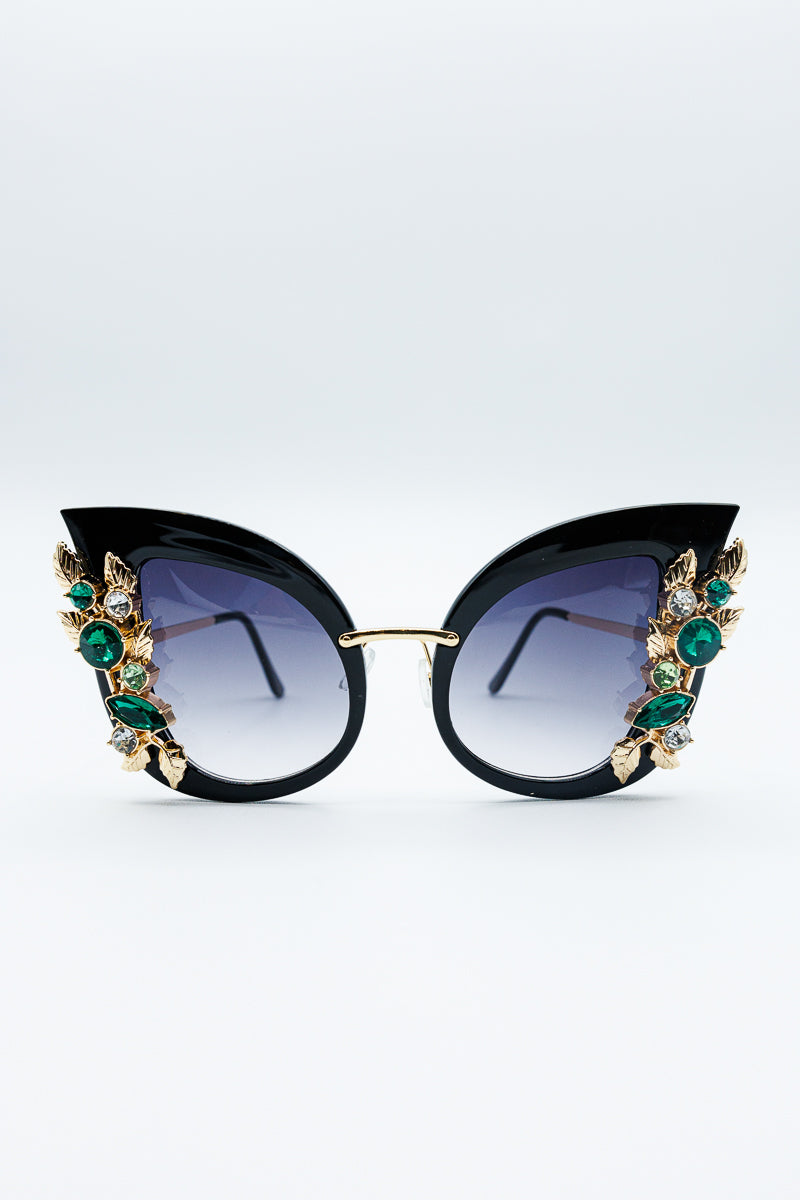 Samara B. Vintagely Chic Boutique